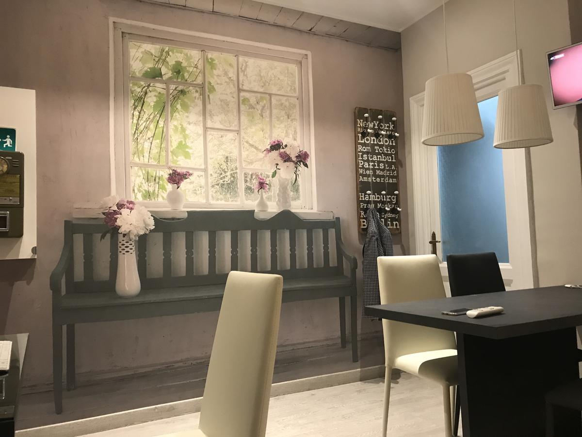 The Flower Market Apartment Рим Екстериор снимка